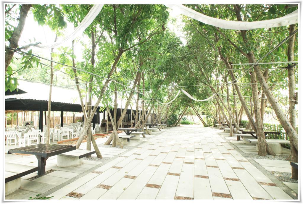Franjipani Resort HHQ Exteriör bild